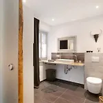 Schoene Altstadtwohnung In Apartamento *