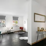 Apartamento Schoene Altstadtwohnung In *