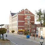 דירה Schoene Altstadtwohnung In נוירופין