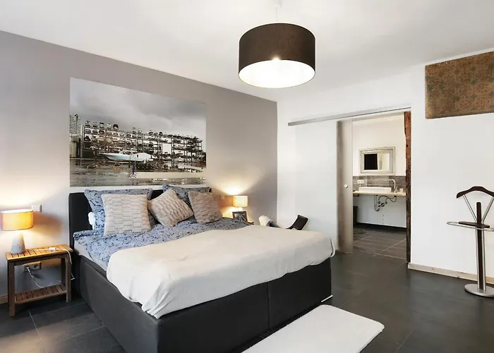 Appartement Schoene Altstadtwohnung In *