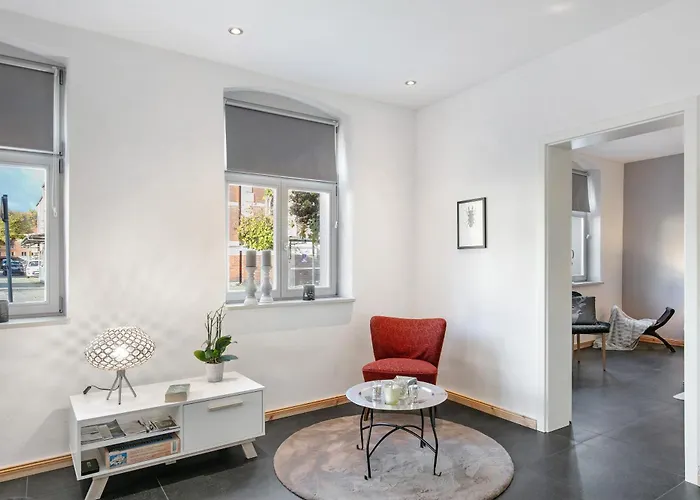 Schoene Altstadtwohnung In Appartement Neuruppin